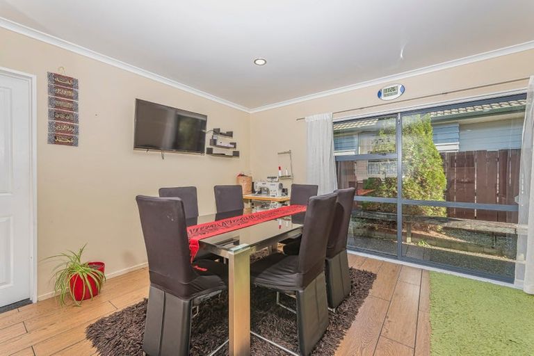 Photo of property in 111 Pooks Road, Ranui, Auckland, 0612