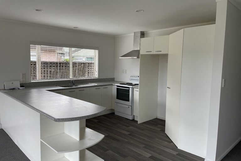 Photo of property in 19b Mcgowan Place, Orewa, 0931