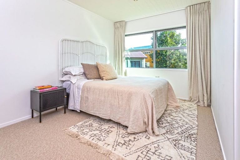 Photo of property in 113 Moana Anu Anu Avenue, Whangamata, 3620