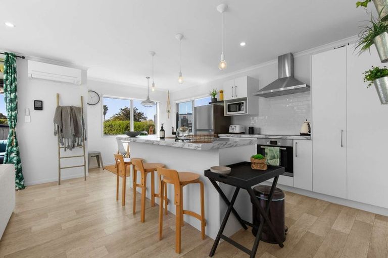 Photo of property in 16 Reel Road, Athenree, Waihi Beach, 3611