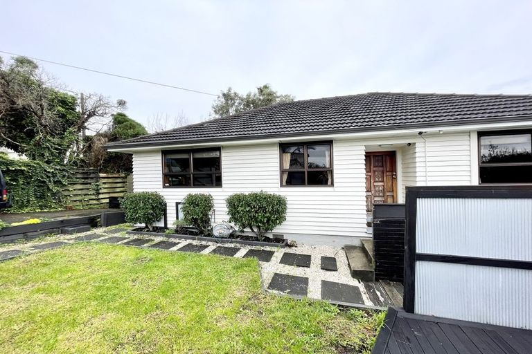 Photo of property in 46 Pleasant Road, Glen Eden, Auckland, 0602
