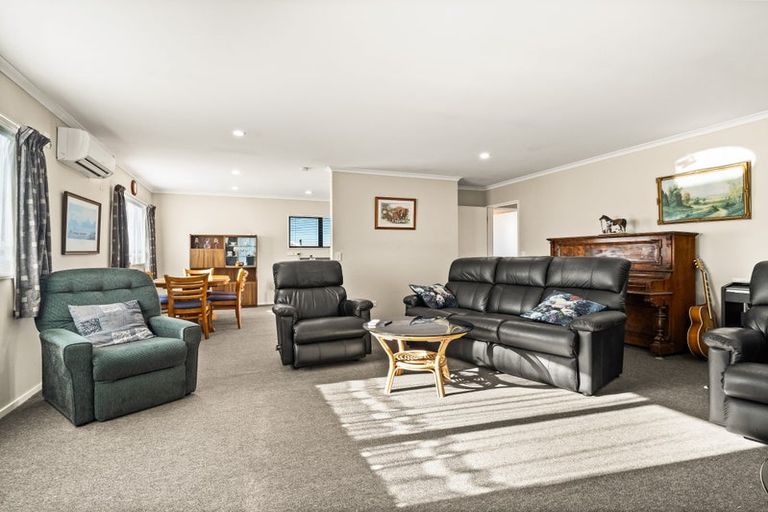 Photo of property in 33 Bourke Street, Waikouaiti, 9510