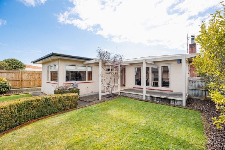 Photo of property in 29 Palm Avenue, Hokowhitu, Palmerston North, 4410