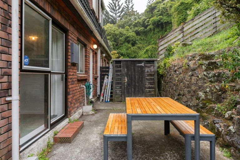 Photo of property in 79a Churton Drive, Churton Park, Wellington, 6037