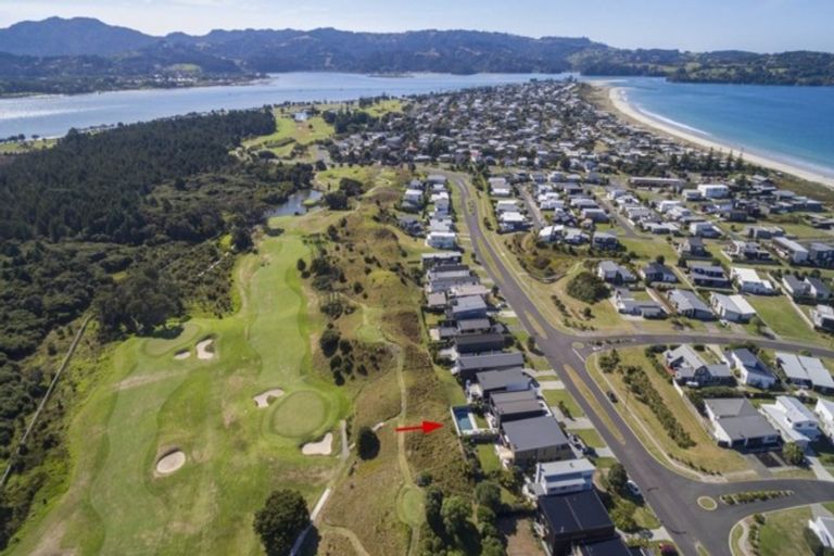 Photo of property in 48 Mangatawhiri Road, Omaha, 0986