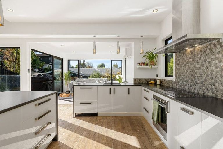 Photo of property in 49 Holliss Avenue, Cashmere, Christchurch, 8022