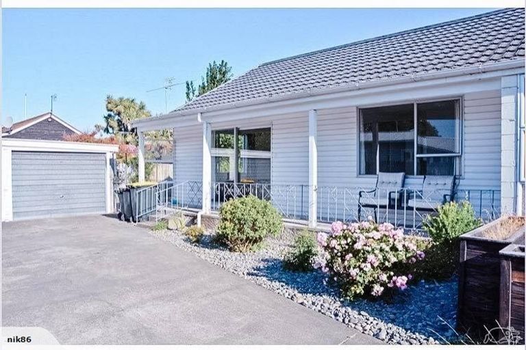 Photo of property in 2/42 Saint Martins Road, Saint Martins, Christchurch, 8022