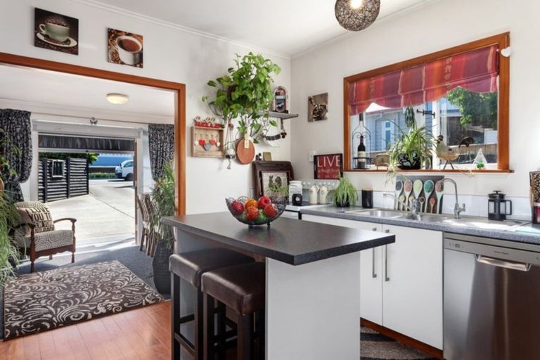 Photo of property in 81 Landing Road, Whakatane, 3120