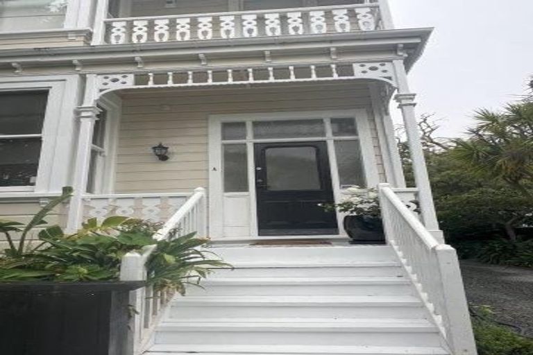 Photo of property in 99 Webb Street, Mount Cook, Wellington, 6011