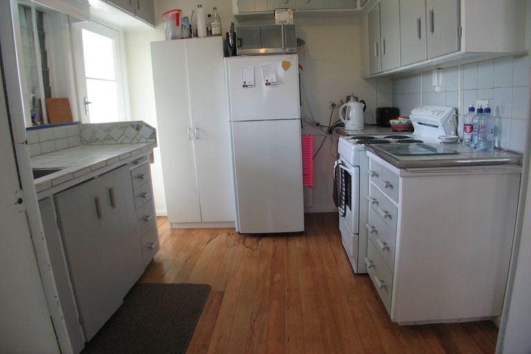 Photo of property in 516 Te Atatu Road, Te Atatu Peninsula, Auckland, 0610