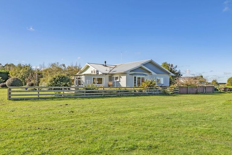 Photo of property in 112 Irvines Road, Dunsandel, Leeston, 7682