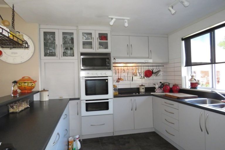 Photo of property in 22 Queen Street, Westport, 7825