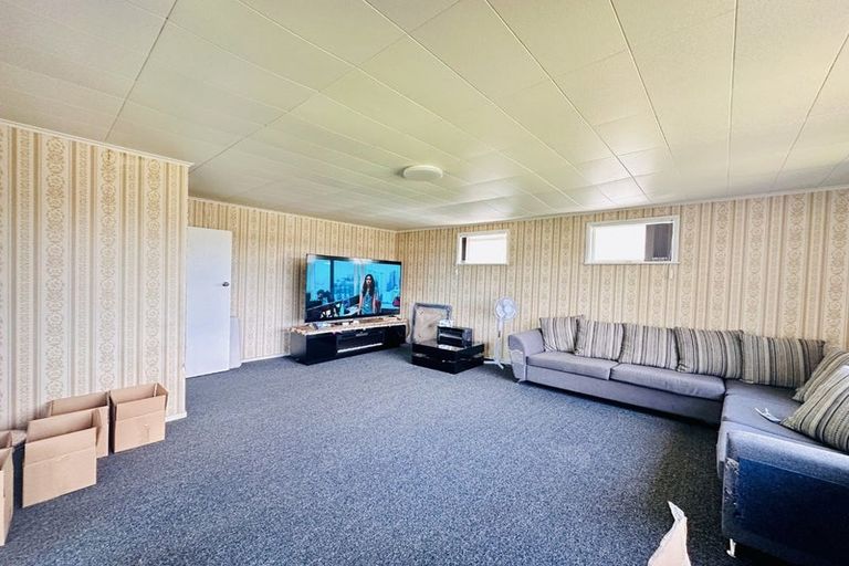 Photo of property in 47 Friesian Drive, Mangere, Auckland, 2022