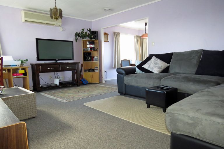 Photo of property in 43 Mcgrath Place, Te Awamutu, 3800