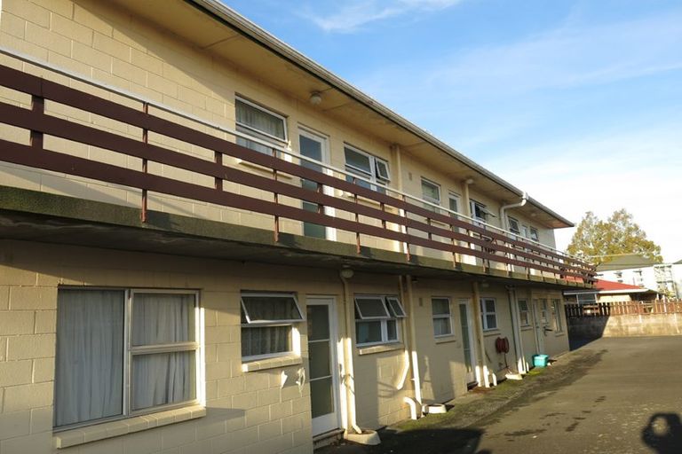 Photo of property in 6 Hogan Street, Hamilton East, Hamilton, 3216