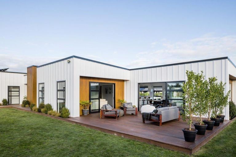 Photo of property in 16 Kaniera Terrace, Cambridge, 3434