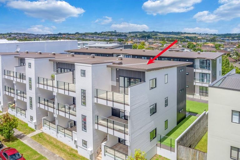 Photo of property in 24/11 Carlos Drive, Flat Bush, Auckland, 2016