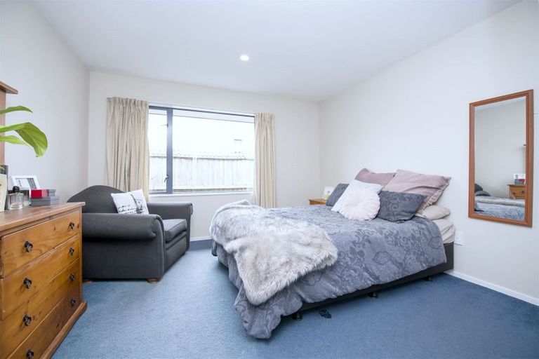 Photo of property in 61 Parade Court, Addington, Christchurch, 8024
