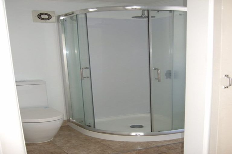 Photo of property in 6 Lyttelton Avenue, Forrest Hill, Auckland, 0620