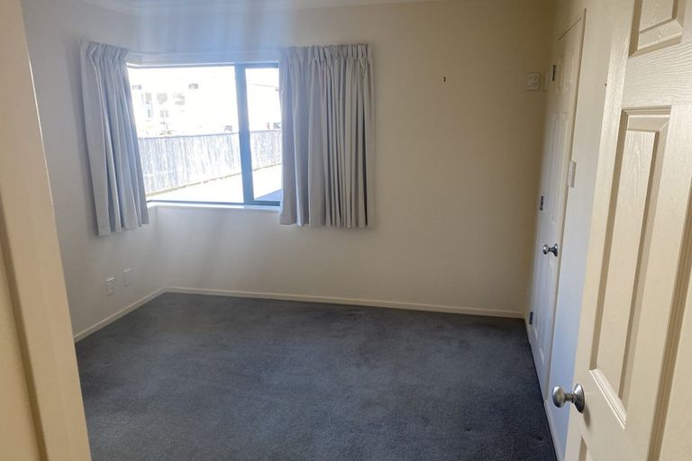 Photo of property in 283a The Parade, Island Bay, Wellington, 6023