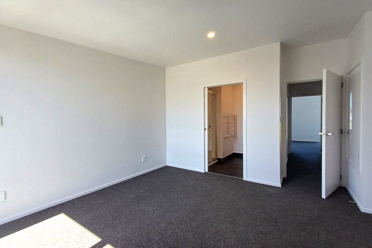Photo of property in 21 Kamahi Place, Paraparaumu, 5032