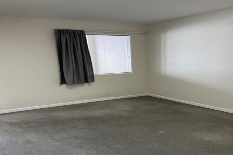 Photo of property in 25u5 Home Street, Mount Victoria, Wellington, 6011