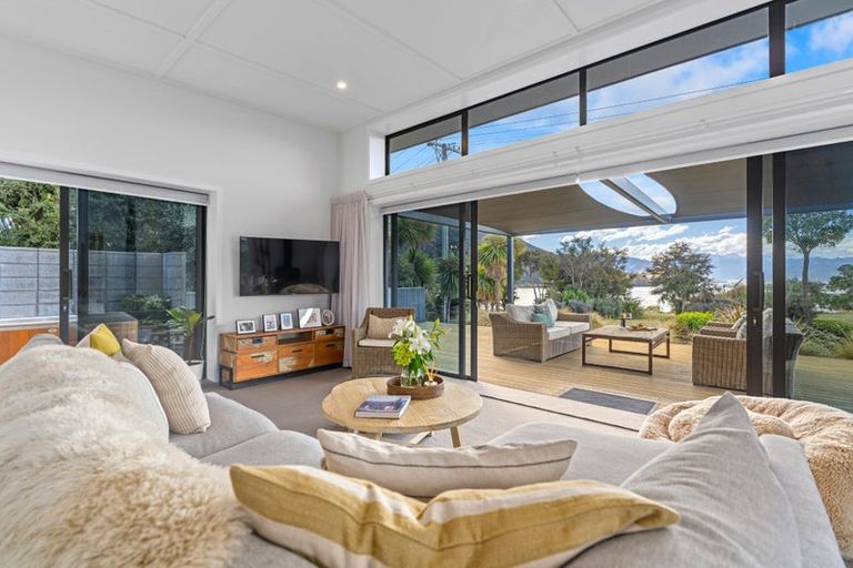 Photo of property in 12 Flora Dora Parade, Lake Hawea, Wanaka, 9382