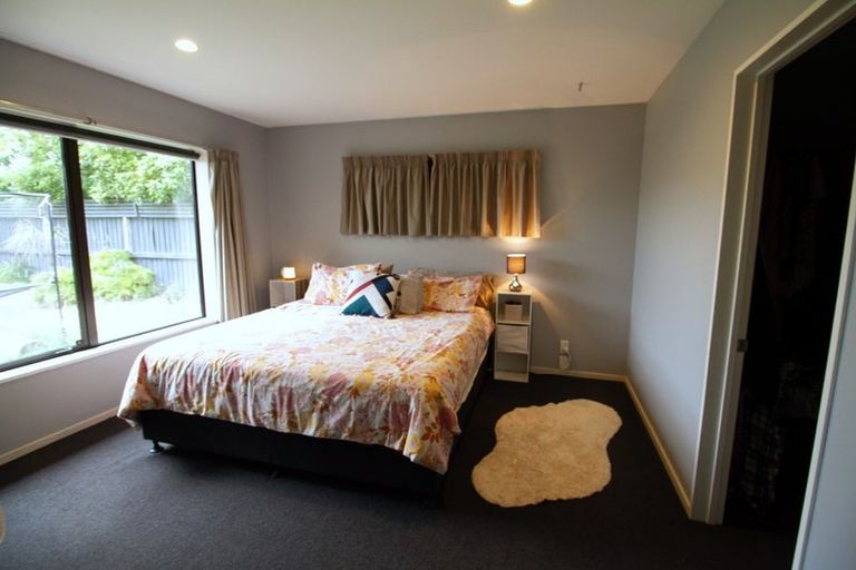 Photo of property in 2 Little Oaks Drive, Yaldhurst, Christchurch, 8042