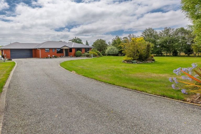 Photo of property in 11 Hunt Street, Waimate, 7978