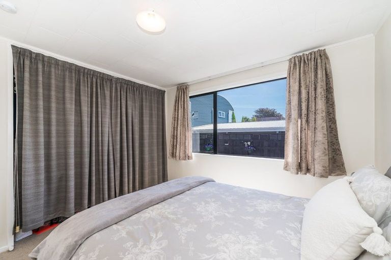 Photo of property in 83 Martin Road, Paraparaumu Beach, Paraparaumu, 5032