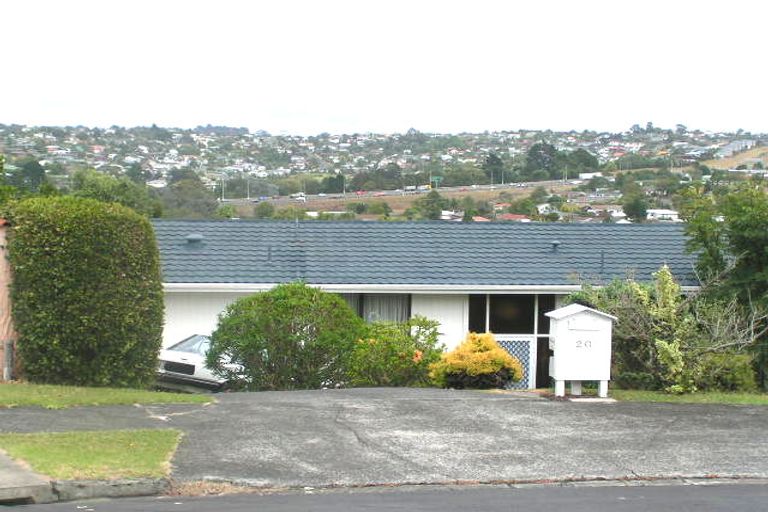 Photo of property in 20 Longwood Place, Forrest Hill, Auckland, 0620