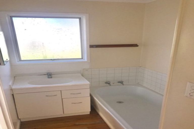 Photo of property in 69 Metcalfe Road, Ranui, Auckland, 0612
