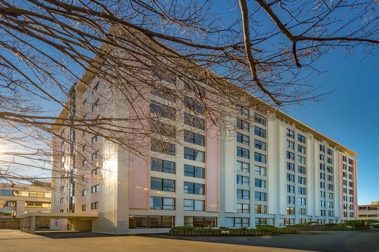 Photo of property in Hobson Court Flats, 34/70u Hobson Street, Thorndon, Wellington, 6011