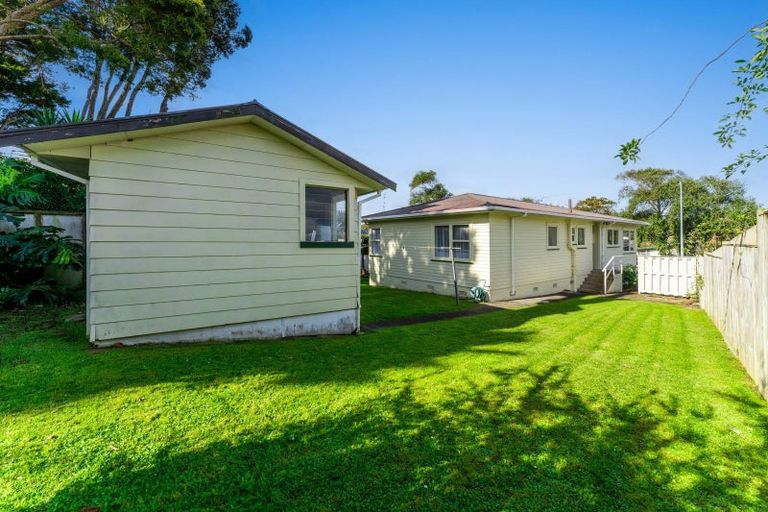 Photo of property in 60 Sylvia Road, Hillcrest, Auckland, 0627