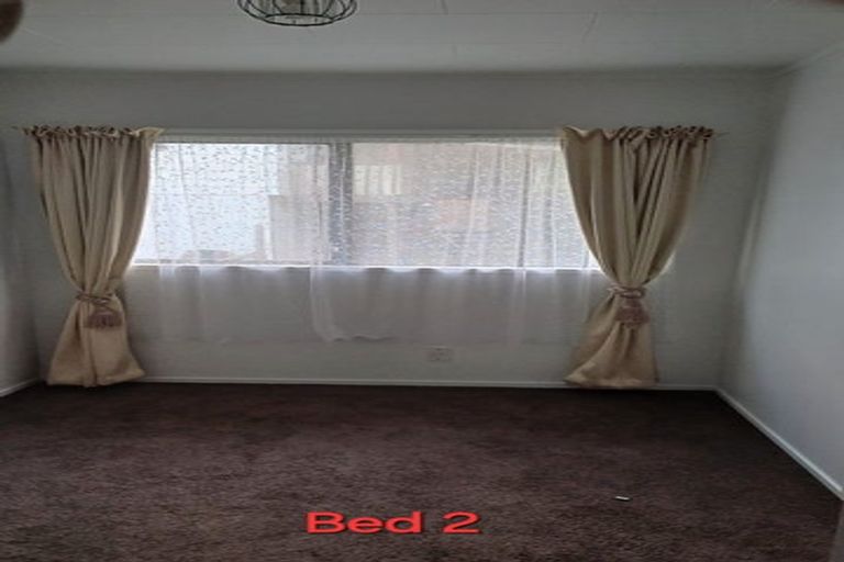 Photo of property in 126 Spinella Drive, Bayview, Auckland, 0629