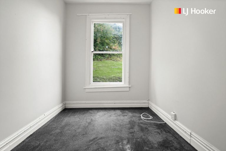 Photo of property in 76 South Road, The Glen, Dunedin, 9011