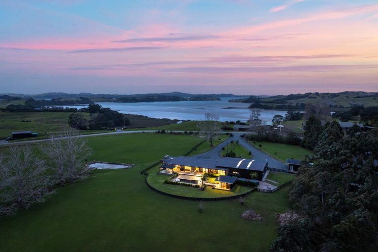 Photo of property in 331 Pukapuka Road, Pohuehue, Warkworth, 0983