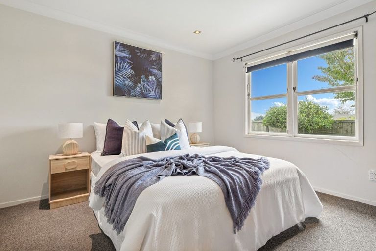 Photo of property in 1 Walnut Place, Owhata, Rotorua, 3010