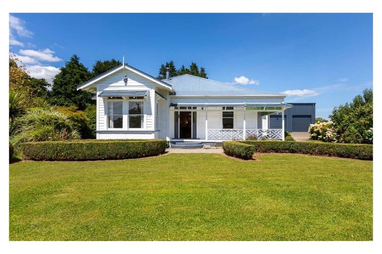 Photo of property in 54 Alfredton Road, Eketahuna, 4900