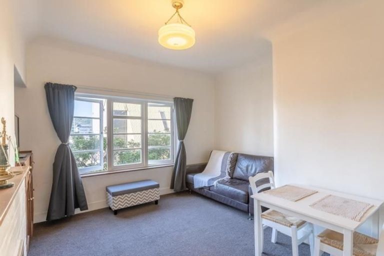 Photo of property in 193u2 The Terrace, Wellington Central, Wellington, 6011