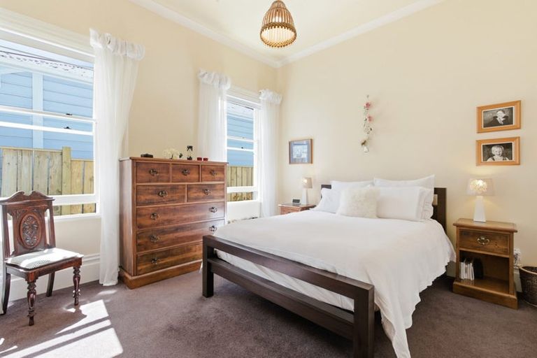 Photo of property in 500 Evans Bay Parade, Hataitai, Wellington, 6021