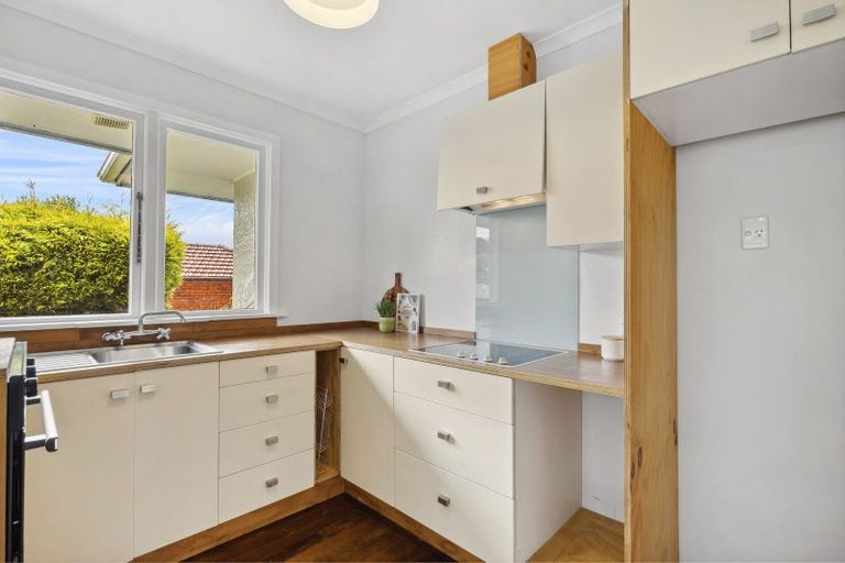 Photo of property in 369 South Road, Caversham, Dunedin, 9012