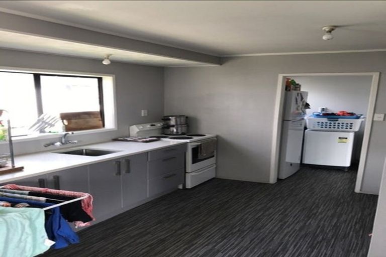 Photo of property in 7 Riserra Drive, Ranui, Auckland, 0612