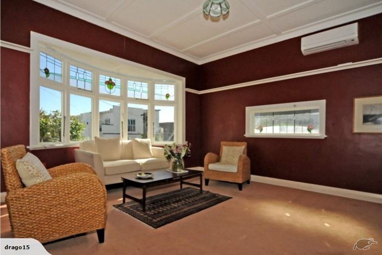 Photo of property in 77 Webb Street, Mount Cook, Wellington, 6011