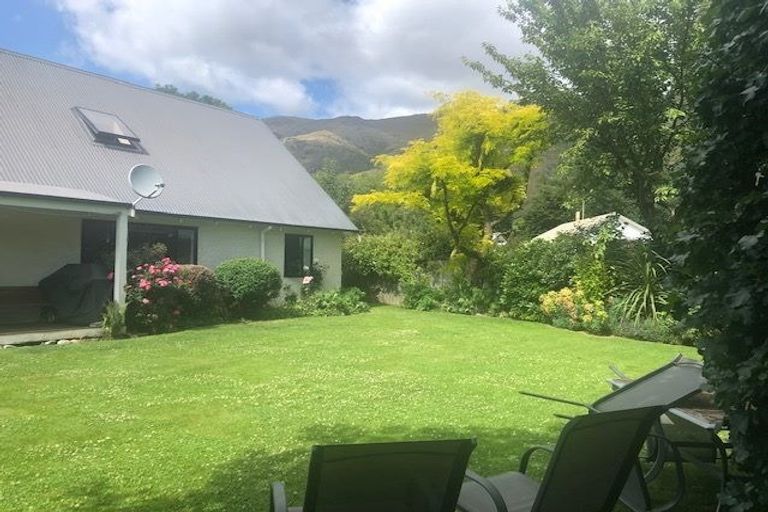 Photo of property in 10 Mill End, Wanaka, 9305