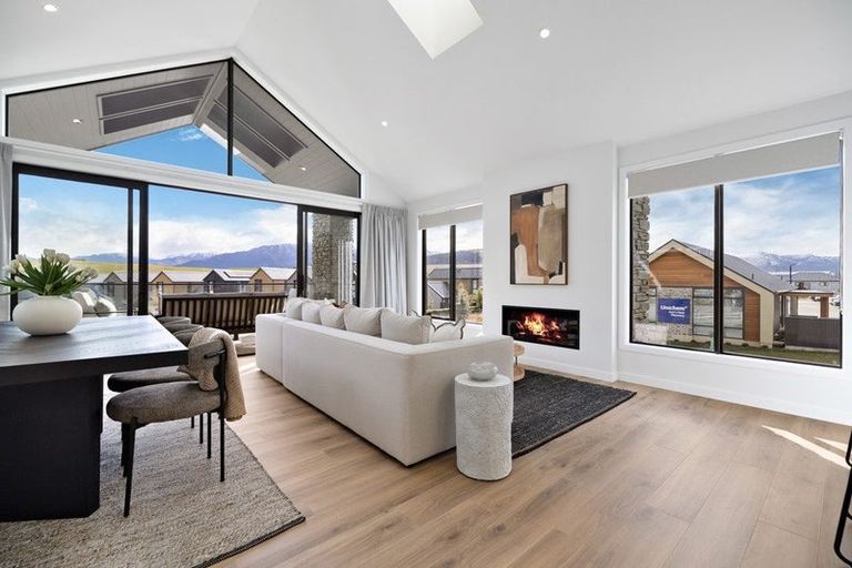 Photo of property in 2 Taurus Lane, Jacks Point, 9371