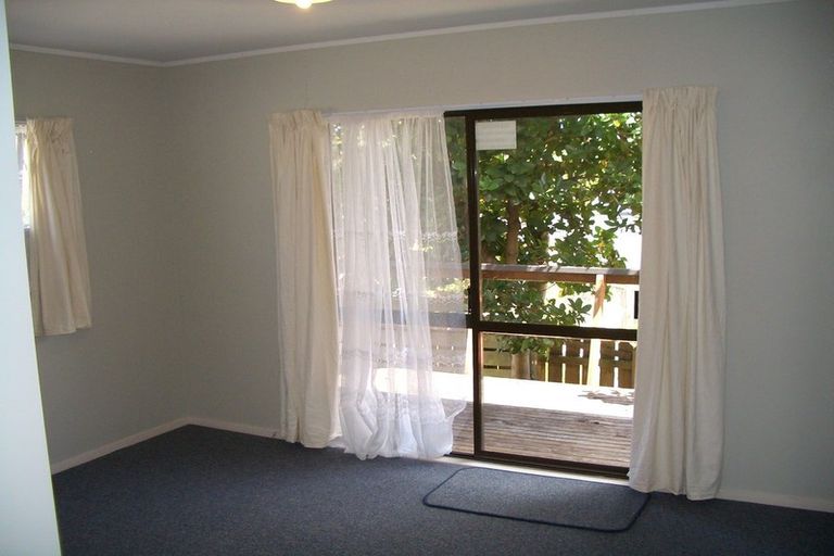 Photo of property in 3/94 Birkenhead Avenue, Birkenhead, Auckland, 0626