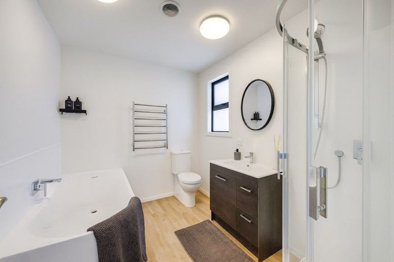 Photo of property in 1204b Norfolk Crescent, Mayfair, Hastings, 4122