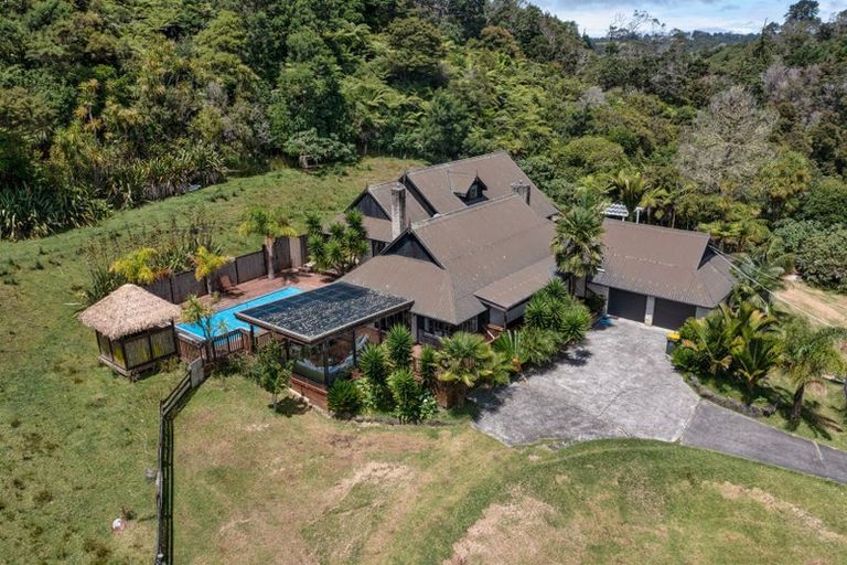 Photo of property in 1469 East Coast Road, Redvale, Albany, 0794