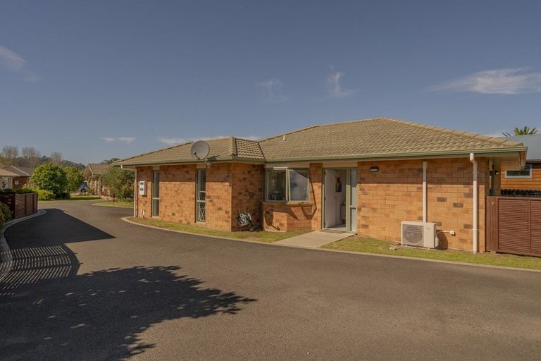 Photo of property in 2 Mayfair Close, Whitianga, 3510